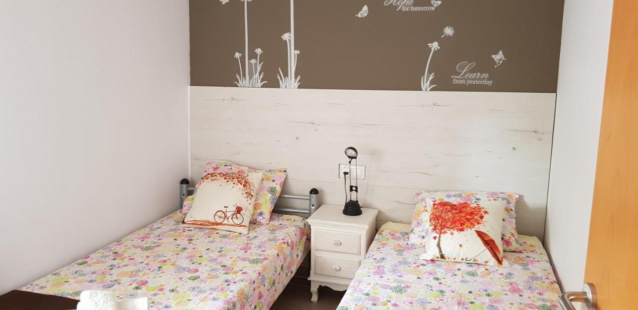 Apartamento al canal Roses Bagian luar foto